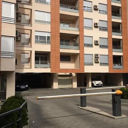 Gorki Apartment
